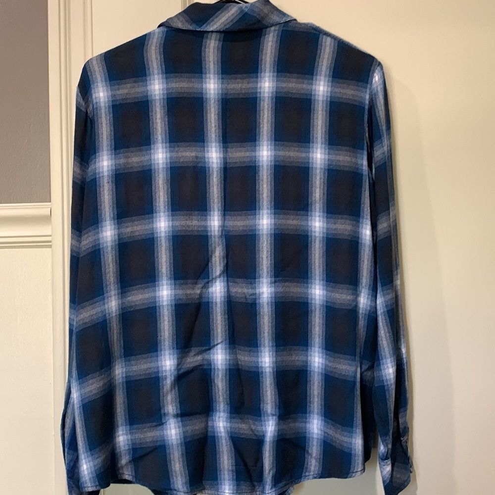 Sanctuary Teal and white Plaid Small Long sleeve blouse with tabs on shoulder - Picture 6 of 9